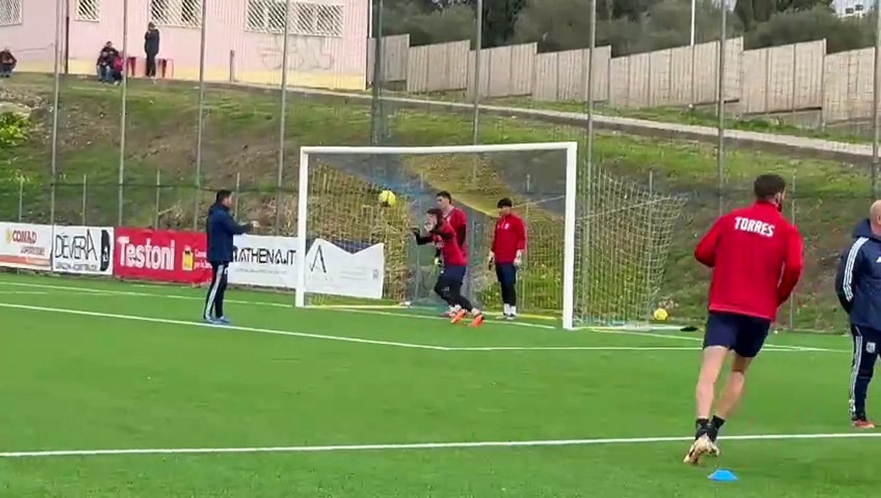 La Torres riprende gli allenamenti in vista della gara con l'Arezzo. Ecco la situazione della formazione rossobl?