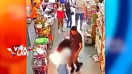 Celular explota en el pantalón de jovencita