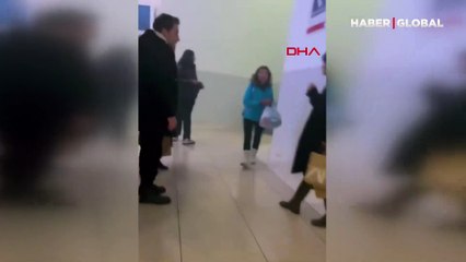 Üsküdar'da AVM'de yangın paniği