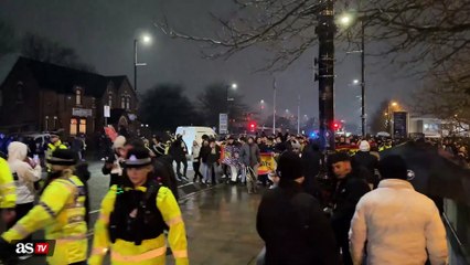 La llegada de los ultras del Real Madrid al Etihad