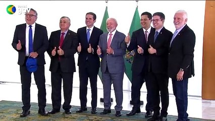 Ministro de Lula diz que Brasil ‘não vai entrar em guerra comercial’ com os EUA