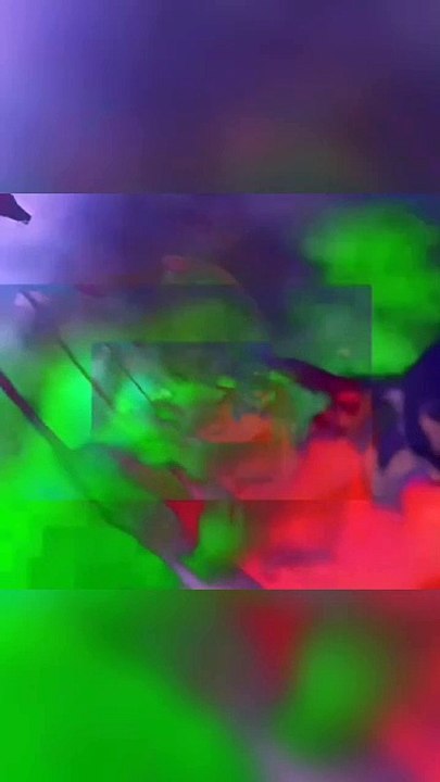 **Von Rotem Licht zu Psychedelischen Spiralen 🔴🌀 – Ein visuelles Trip-Erlebnis!**