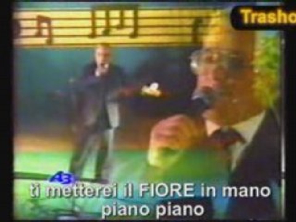 Vecchio rattuso che canta
