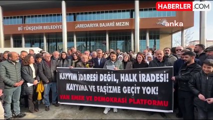 Van Emek ve Demokrasi Platformu, Abdullah Zeydan'a Verilen Ceza İçin Protesto Düzenledi