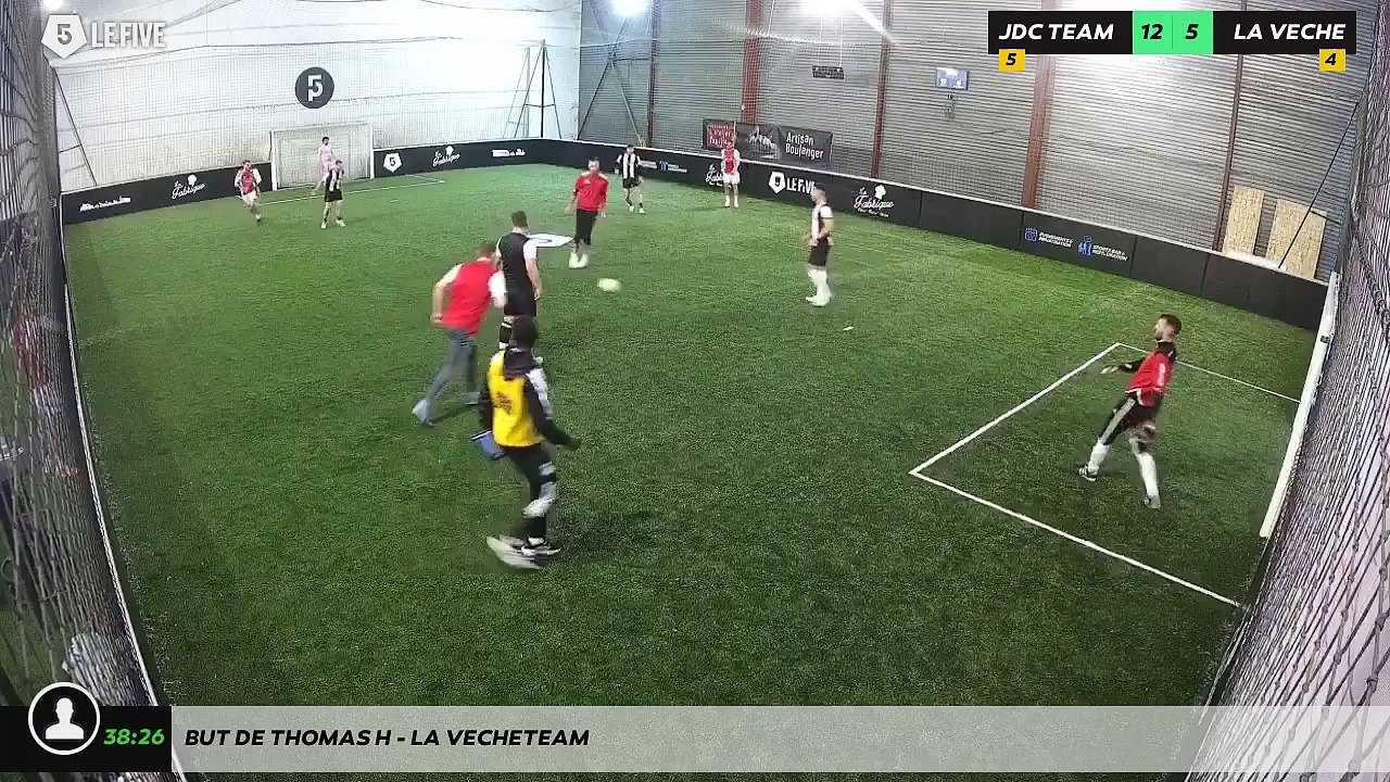 But de Thomas H - La Vecheteam