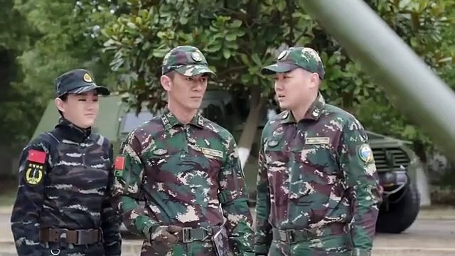 Film Pasukan Khusus Gadis yang diintimidasi adalah putri prajurit Pasukan Khusus, yang mengalahkan