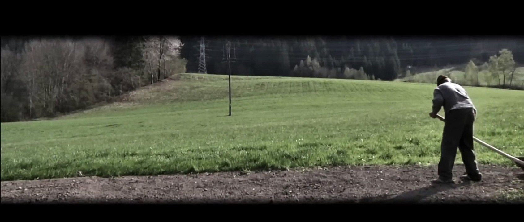 Der Bauer bleibst du | movie | 2013 | Official Trailer