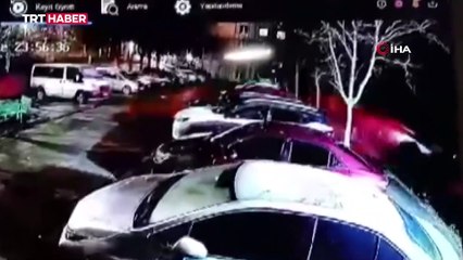 Alkollü sürücü park halindeki araçların üzerinden uçtu