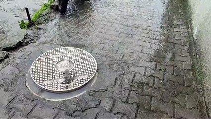 O mahallemizde rögar taştı, vatandaşlar endişeli