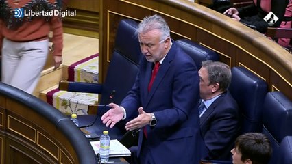 Abrines, contundente frente a Torres: "¿Hasta cuándo seguirá siendo ministro?"