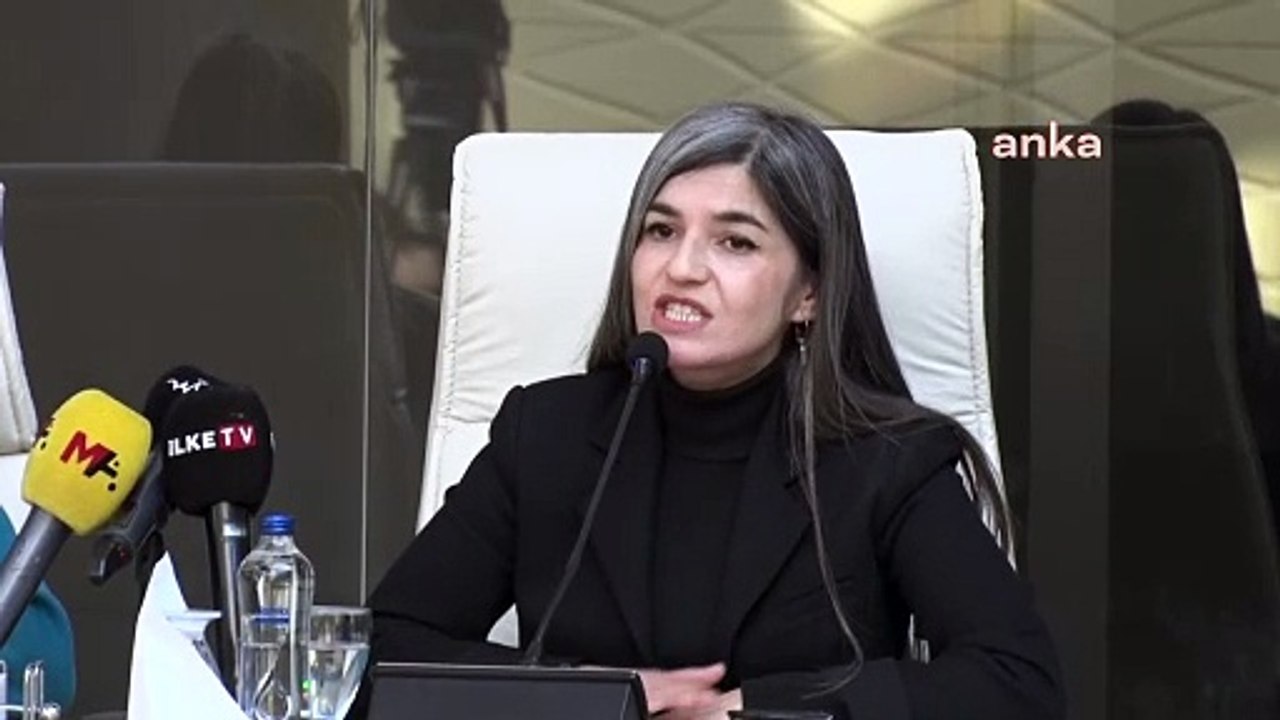 Van Büyükşehir Eş Başkanı Şedal: 'İradesini yok saydığınız bir halkla nasıl barışacaksınız?'