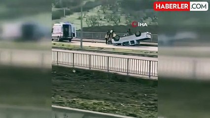 Yalova'da Kontrolden Çıkan Pikap Takla Attı: 2 Yaralı