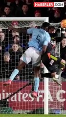 FA Cup'ta korkutan anlar: Kanlar içinde yerde kaldı