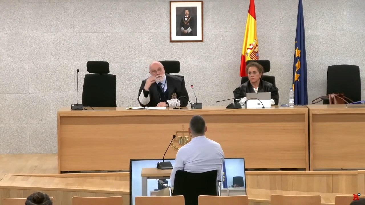 Bikinis, ostras... e interrupción del juez: "Puede hablar usted 10 minutos y no contestar"