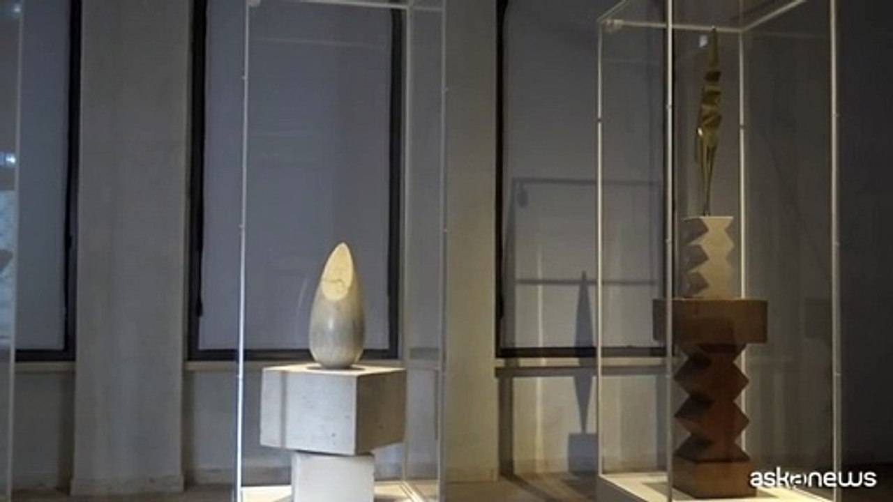 Le opere di Brancusi in mostra a Roma nelle Uccelliere Farnesiane