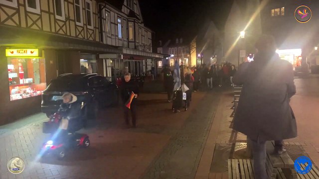 Gifhorn Ceka Brunnen 10 02 2025 Deutschland steht auf Gemeinsam für deine Freiheit Frieden Wohlstand