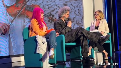 Sanremo, Cristicchi: il microfono è un'arma, la parola crea il mondo