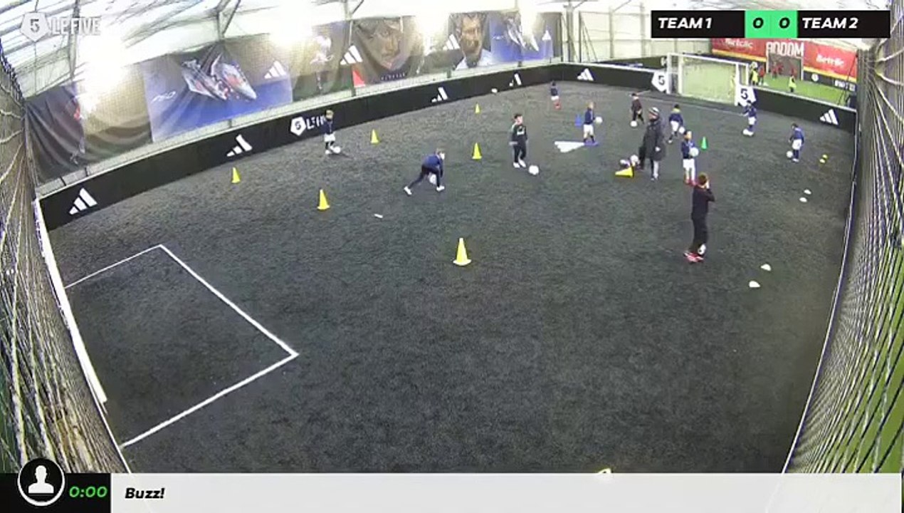 ZFC P13 12/02 à 14:38 - Football Terrain 2 (LeFive P13)