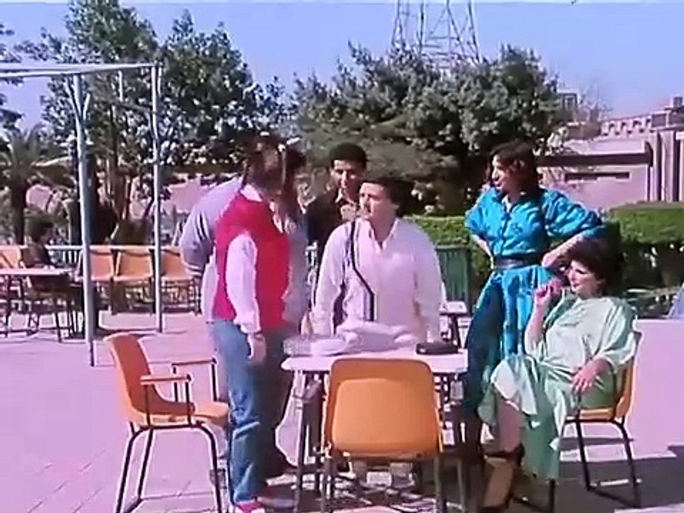 فيلم ابتسامة في عيون حزينة