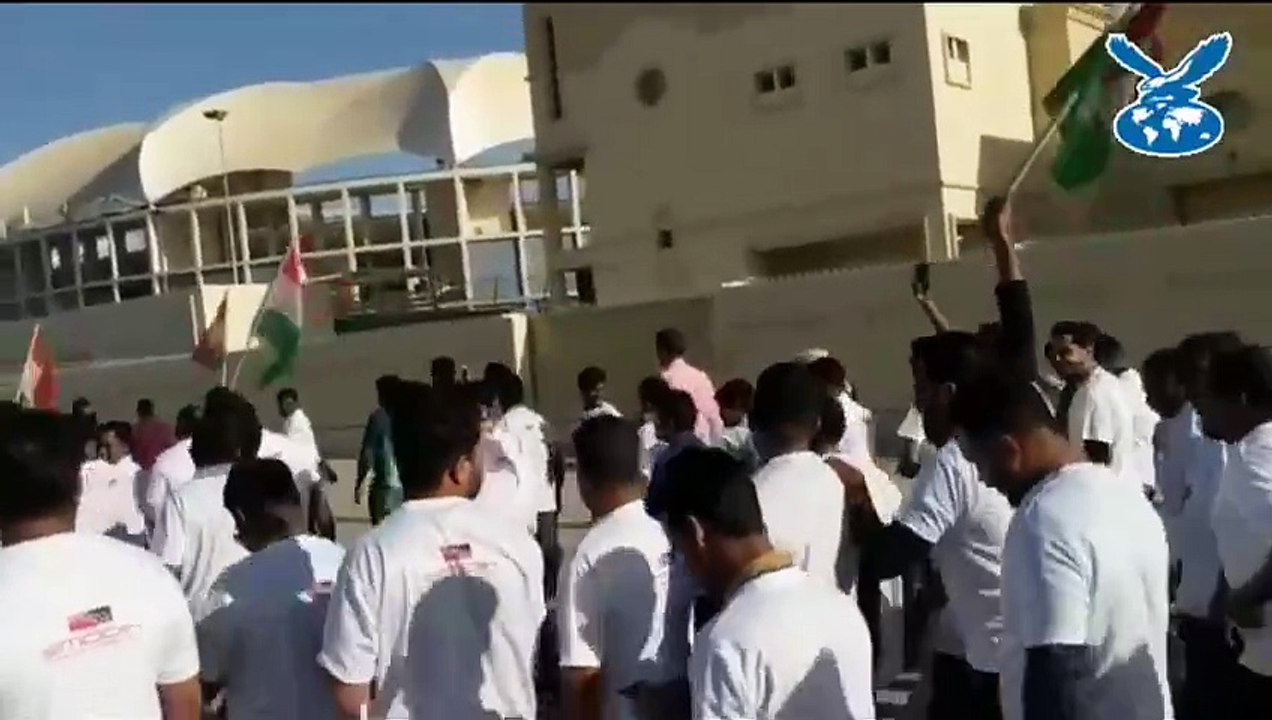 Rahul Gandhi in Dubai - UAE-based expatriates throng for speech