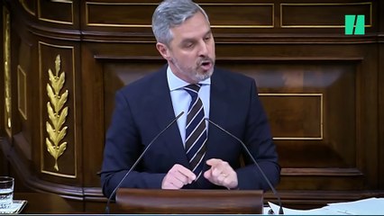 "Impuestos, SMI y  contradicciones políticas", por Marta Flich