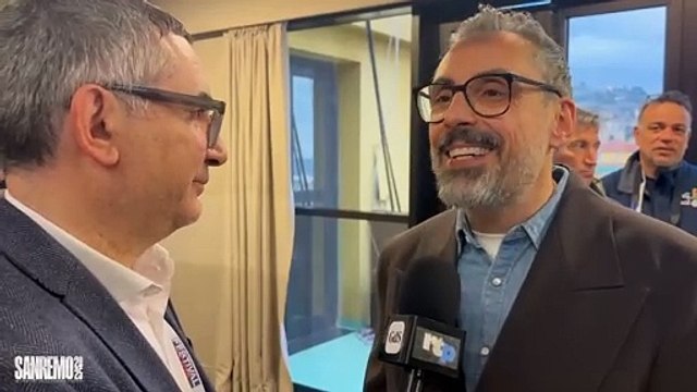 Intervista al cosentino Brunori Sas, tra i primi cinque cantanti in classifica nella prima serata del festival di Sanremo