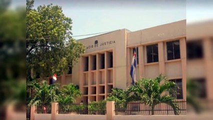 Acusan a dos mujeres por estafar con falsos viajes a EE.UU.