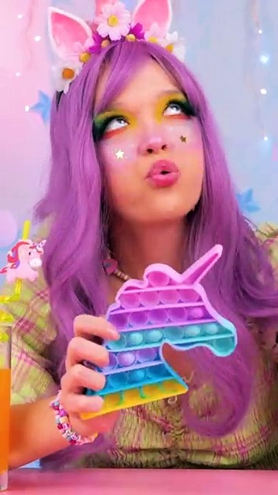 Cool! Colorful Pop-Up Ice Cubes Makes Your Drink Fun! 🧊🌈 #asmr #gadgets #fun