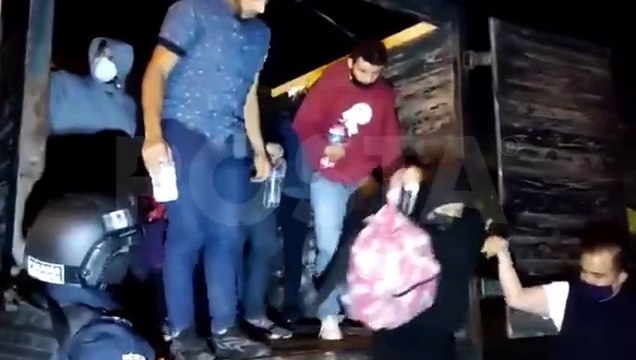 NOTA PRUEBA Policía de Rescata a 33 migrantes hacinados en camioneta