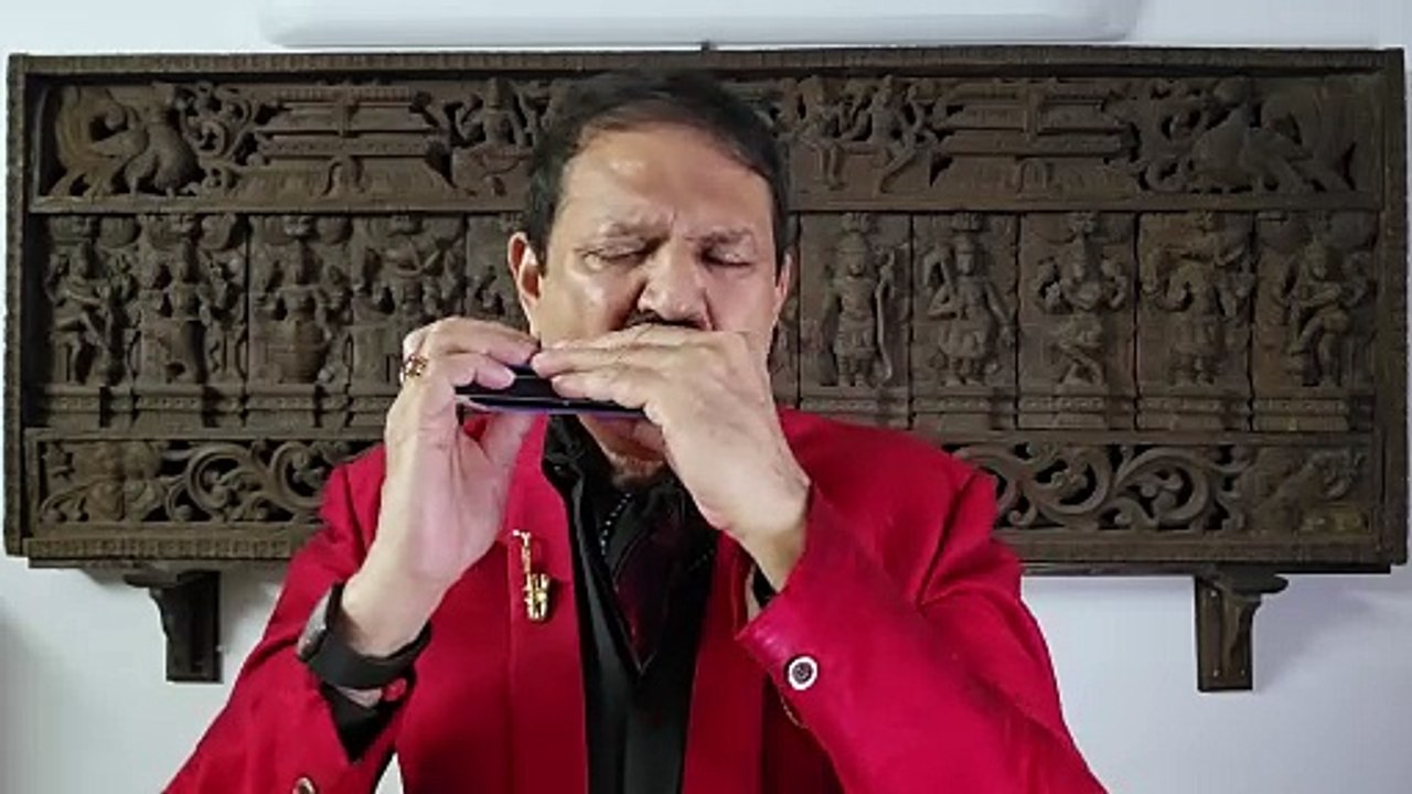 Tu Meri Adhuri Pyas Pyas - Guzarish - Film Ghajini 2008 on Harmonica Live Performance by Mukund Kamdar