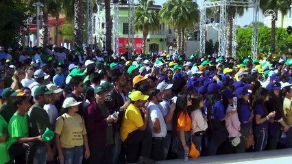 4,000 workers have a fun day at Dubai’s Bollywood Parks