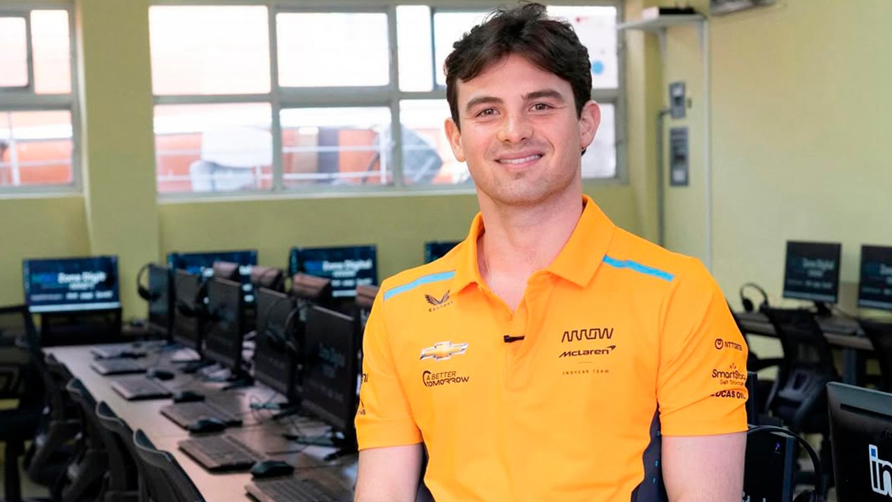 Pato O'Ward protagoniza comercial millonario en pleno Super Bowl