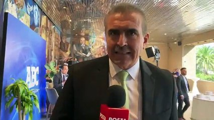 César Garza y Jesús Nava aplauden trabajo del rector de la UANL