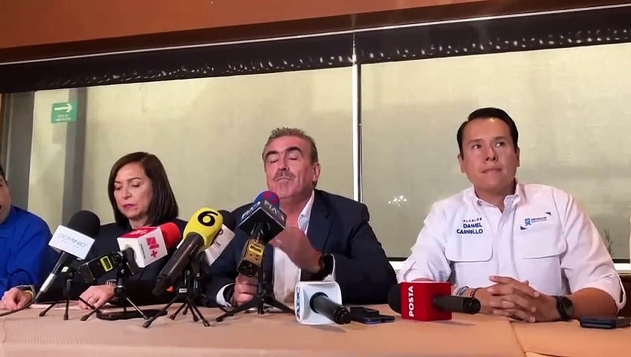 Reclaman alcaldes retraso en entrega de recursos estatales