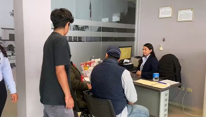 Madre viaja a Nuevo León para reunirse con su hijo rescatado en Escobedo