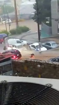 VIDEO: Acapulco queda inundado tras intensas lluvias