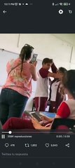 VIDEO: Viralizan agresión de alumna a maestra de CETIS por celular