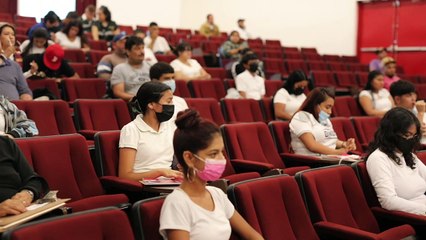 Guadalupe firma acuerdo contra rezago educativo