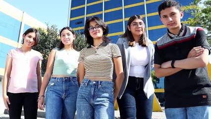 Con mochilas cargadas de ilusiones llegan nuevos estudiantes a la UANL