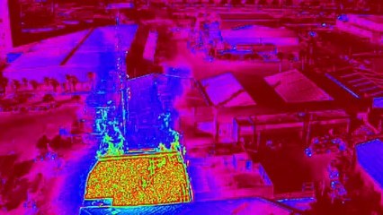 Arrasa incendio con bodega en Santa Catarina; hay un herido