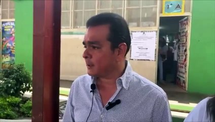 Vota Enrique Rivas, ex alcalde de Nuevo Laredo