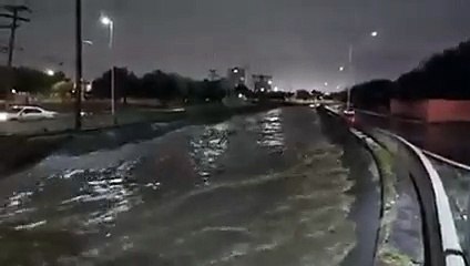 ¡Se llena de nuevo! Tormenta deja a máxima capacidad el arroyo Topo Chico