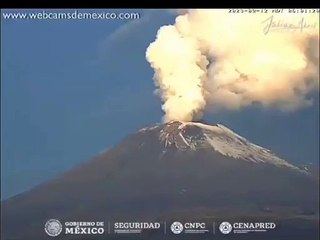VIDEO: Se pone bravo Don Goyo con fumarola de más de 2 mil metros de altura