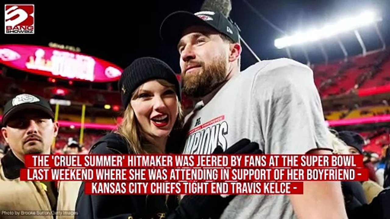 Philadelphia Eagles star Saquon Barkley defends Taylor Swift after she was booed at the Super Bowl