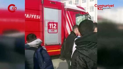 Son Dakika... Ortaokulda yangın paniği: Öğrenciler tahliye edildi!