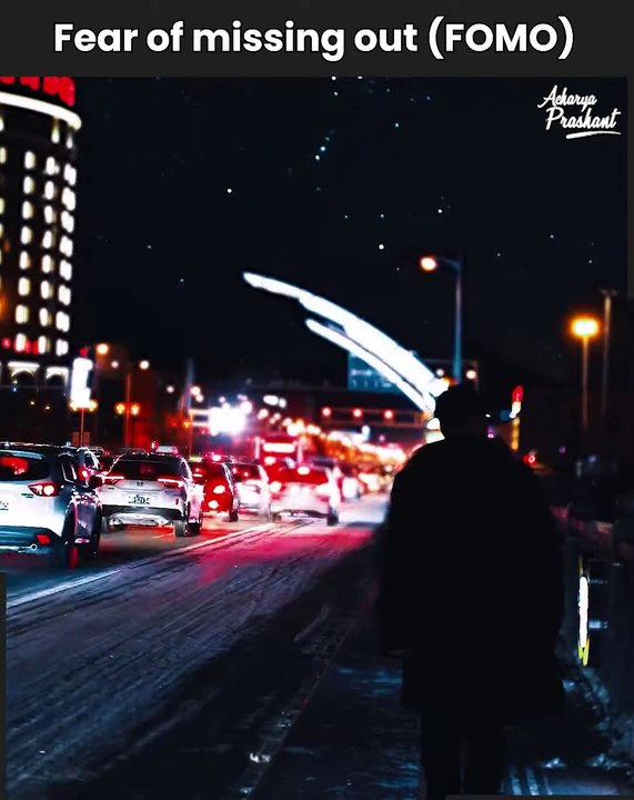 Fear of missing out (FOMO) || Acharya Prashant