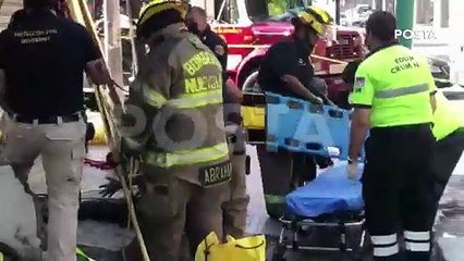 Rescatan a indigente que cae en drenaje en Monterrey