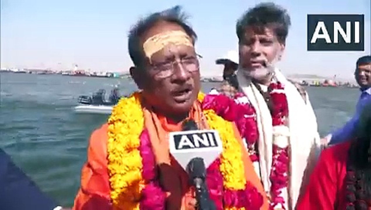 महाकुंभ के दर्शन करते हुए के CM साय ने कहा- छत्तीसगढ़ और हमारे लिए सौभाग्य का दिन है, देखें Video