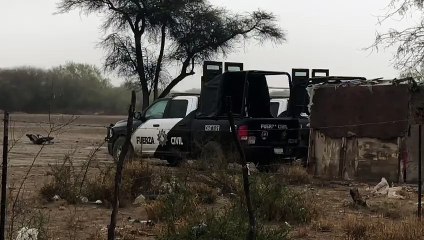 Buscan cuerpos en cancha de futbol de Escobedo