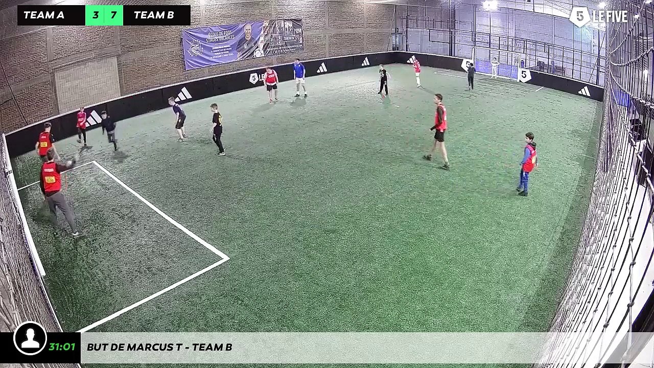 But de Marcus T - Team B